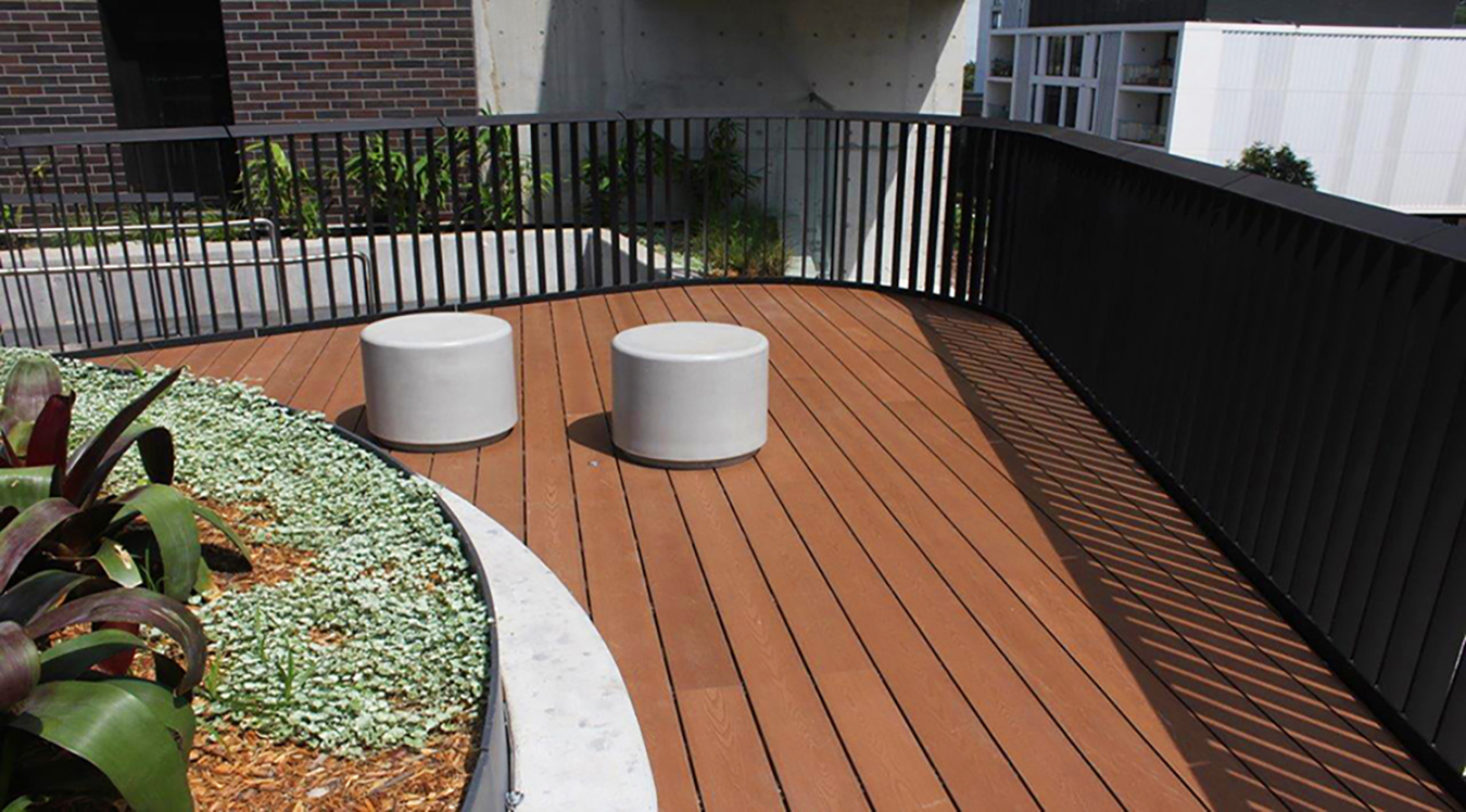 INNOWOOD Fibre Deck 01