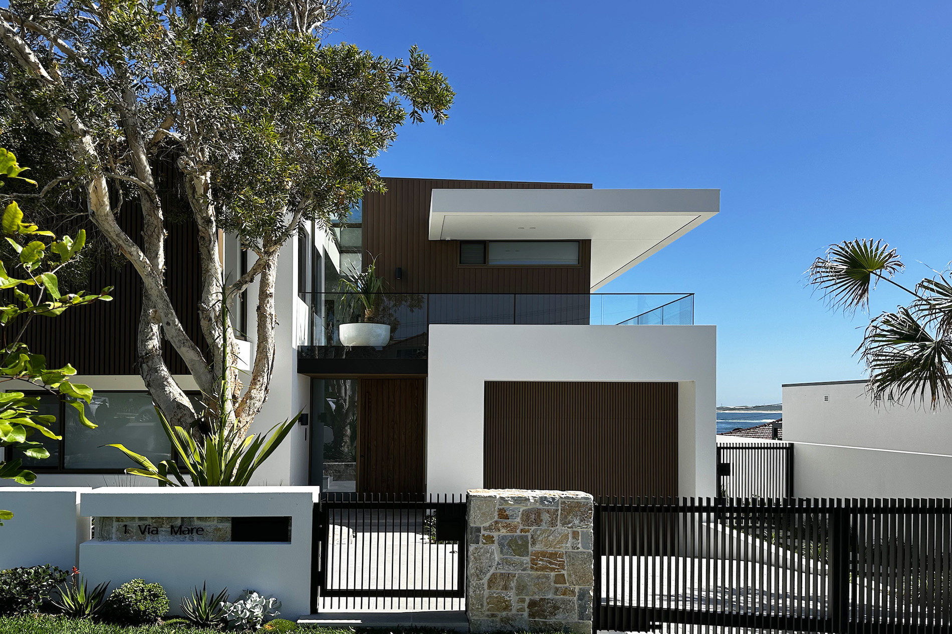 INNOWOOD Garage - Privaty Residence, Cronulla